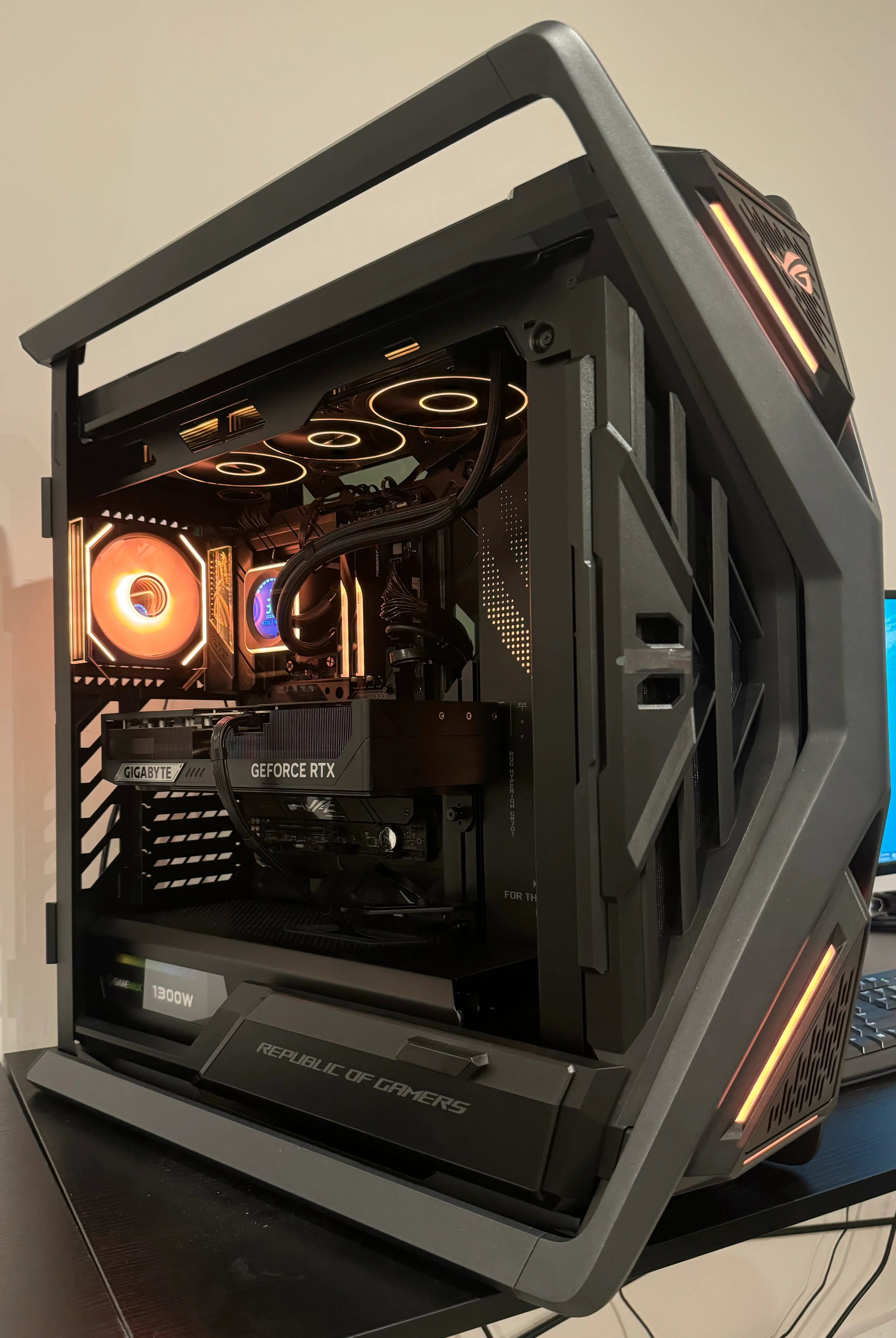 ASUS ROG Strix HYPERION RTX 5090 RYZEN 9800X3D 64GB RAM 4TB SSD GAMING PC - Image 5