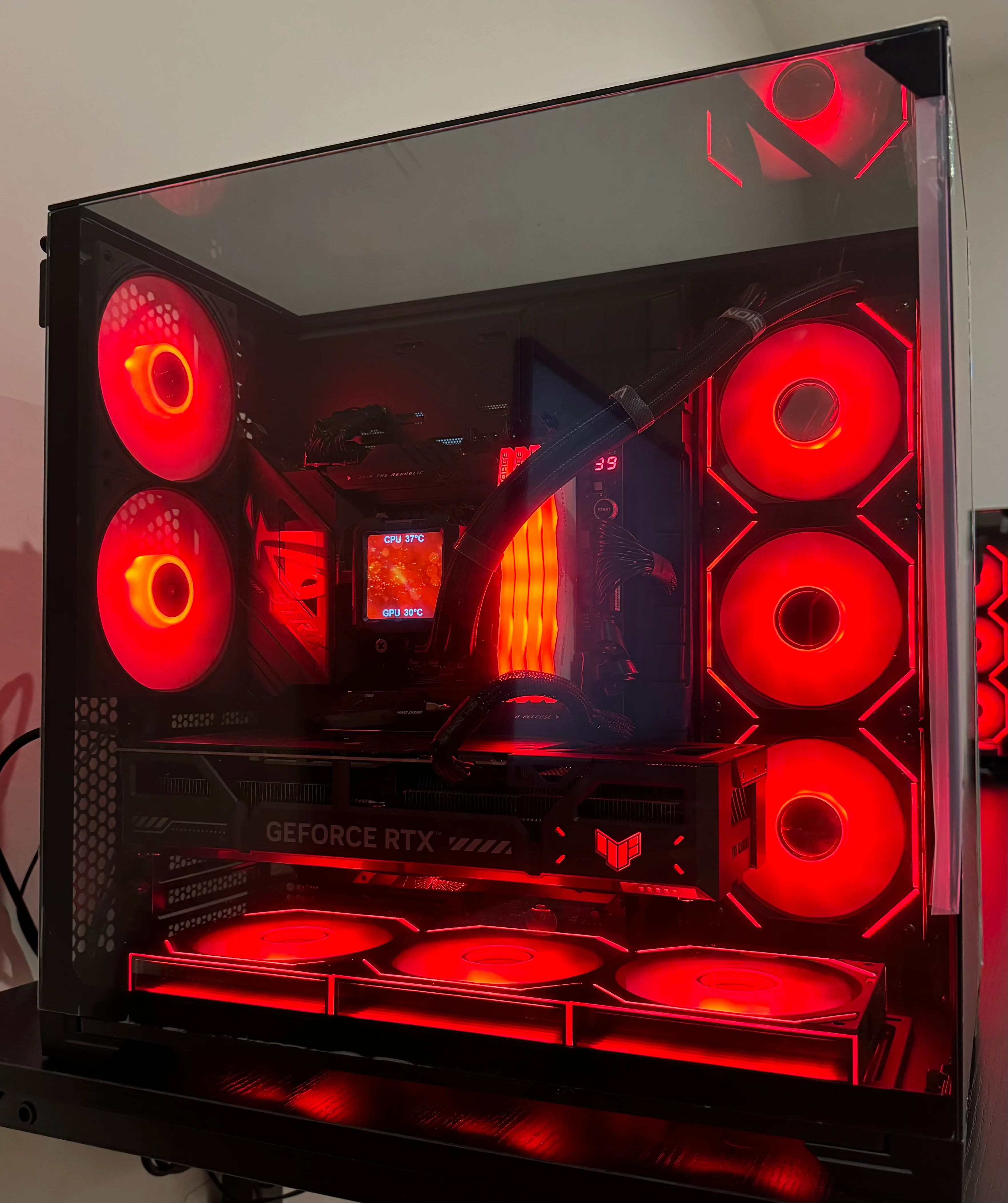 RTX 5070 Ti CUSTOM BUILT GAMING PC RYZEN 9 9950X 64GB RAM 2TB NVME SSD WiFI RGB VR - Image 2