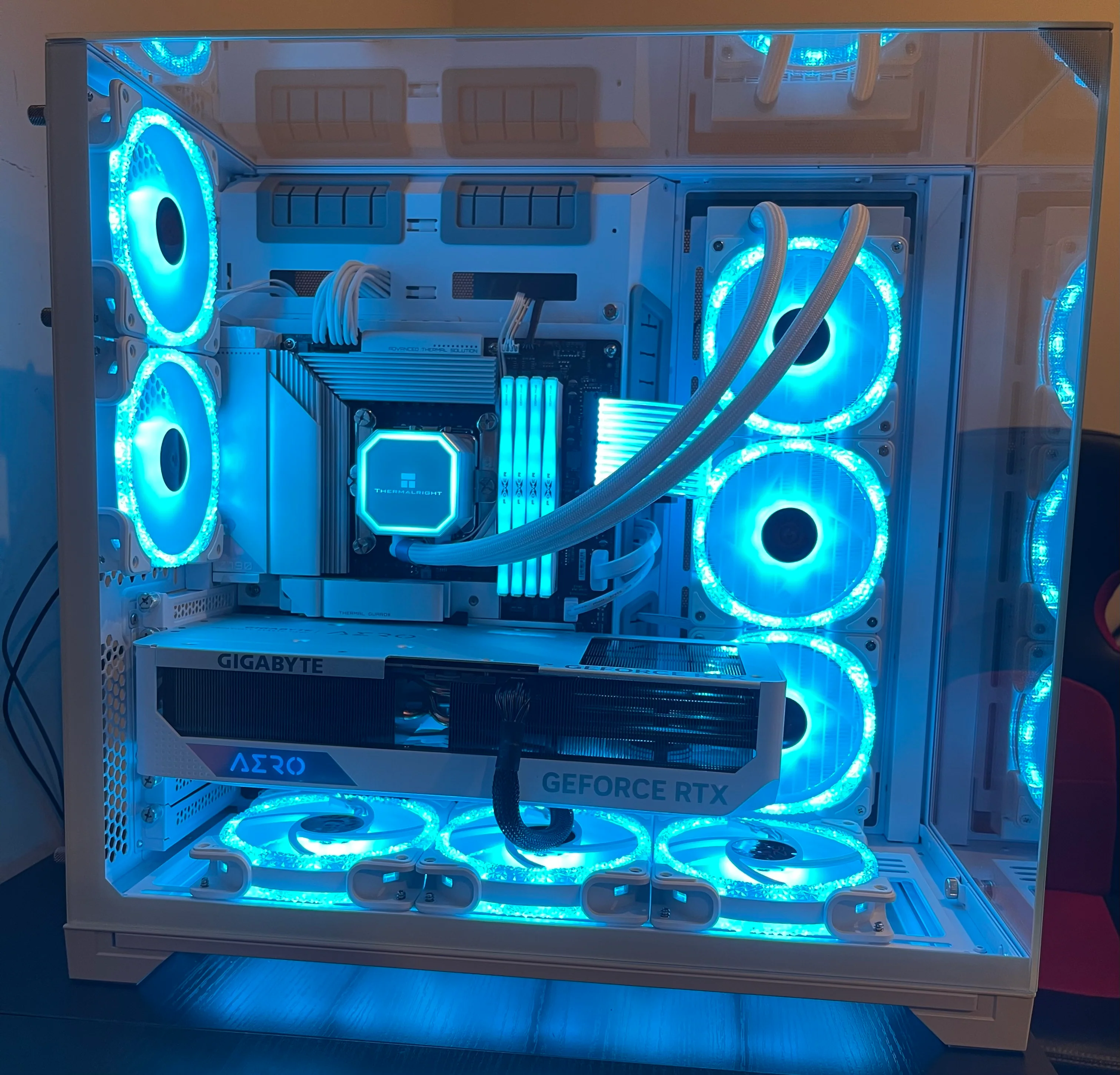 RTX 50 SERIES Gaming PC i9 14900K 32GB DDR5 2TB SSD WiFi 6 WHITE BUILD - Image 4