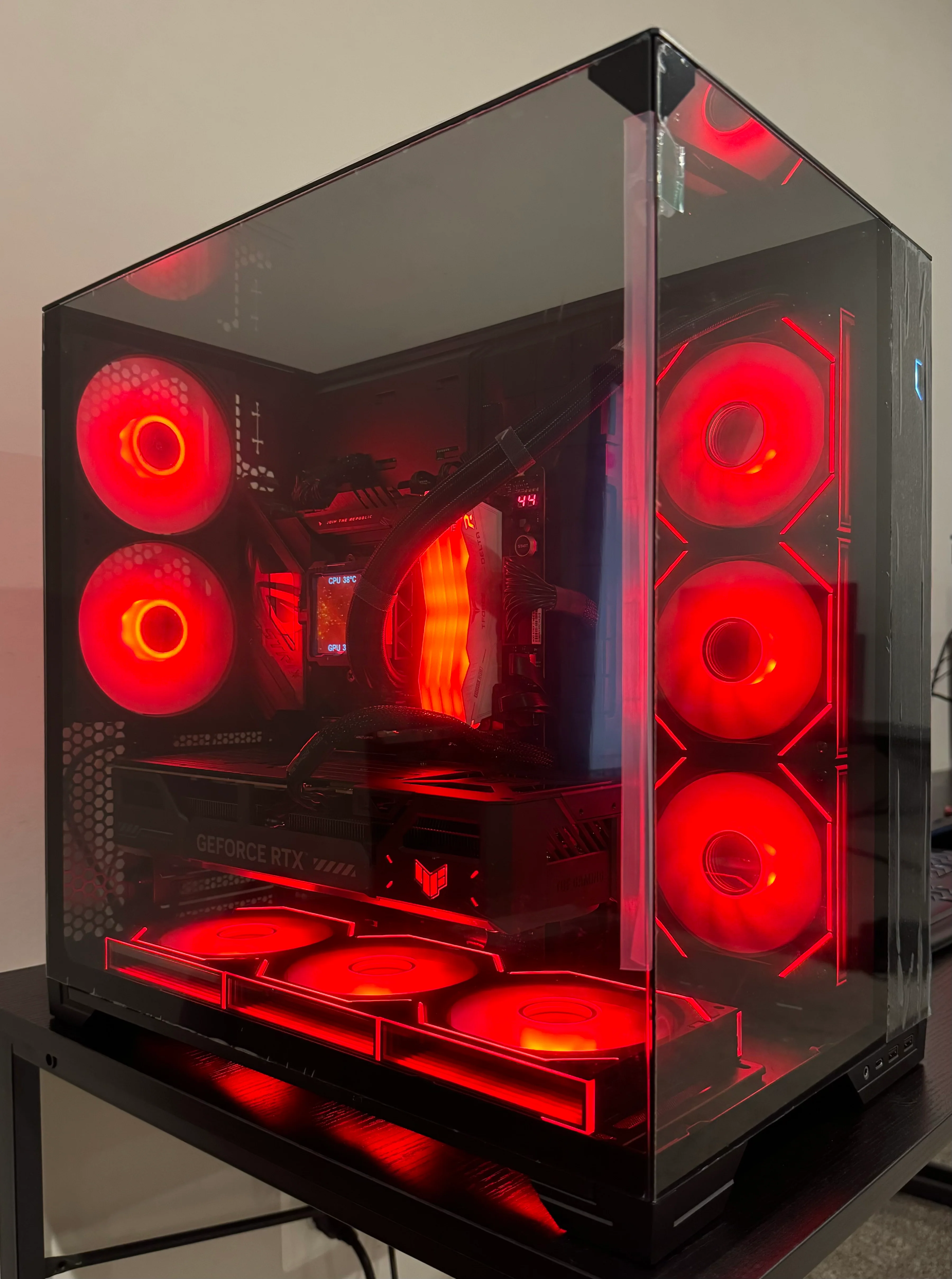 RTX 5080 CUSTOM BUILT GAMING PC RYZEN 7 9800X3D 64GB RAM 4TB NVME SSD WiFI RGB VR